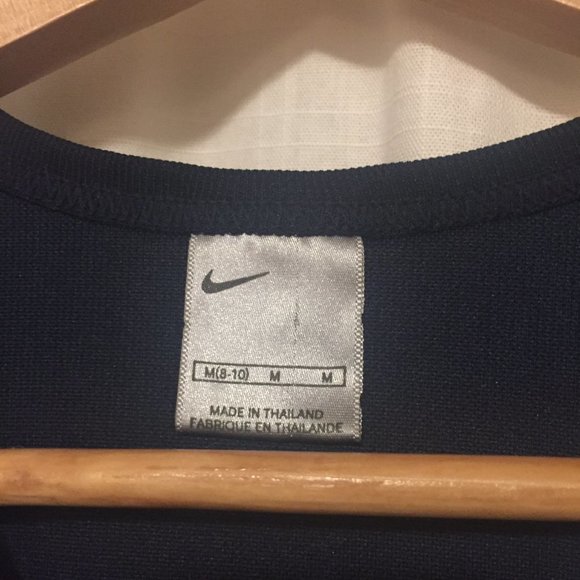 Nike tank top - Picture 2 of 2
